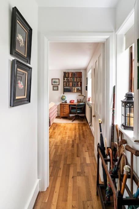 Cedra - Vintage Country Hideaway Holiday home *