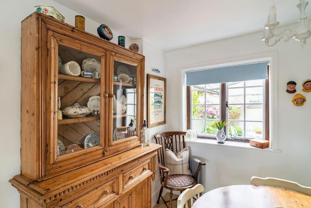Cedra - Vintage Country Hideaway * Axminster