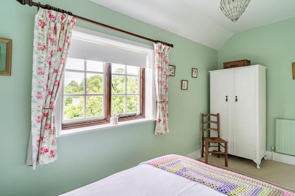 Cedra - Vintage Country Hideaway